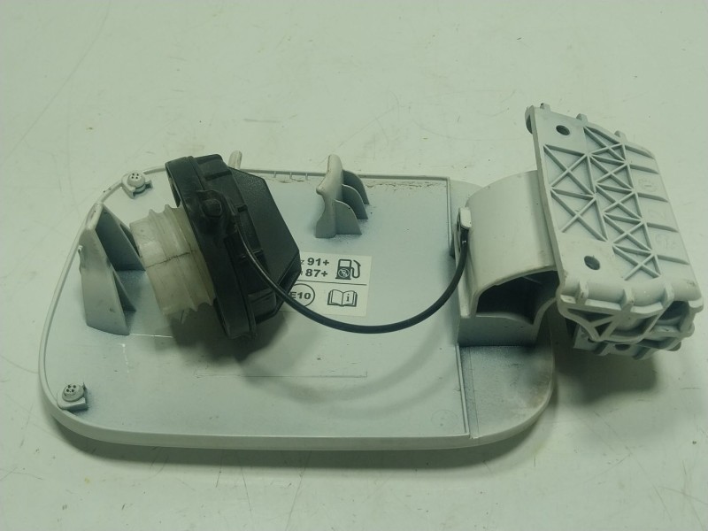 Recambio de tapa combustible para kia stonic (yb) 1.0 t-gdi referencia OEM IAM 69510H8400  