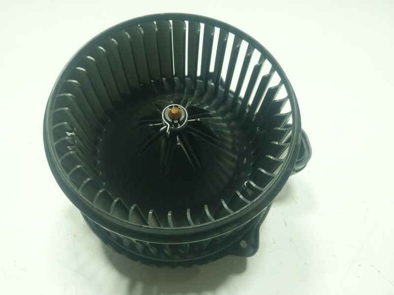 Recambio de motor calefaccion para kia stonic (yb) 1.0 t-gdi referencia OEM IAM 97113H8000 00S3B2570 