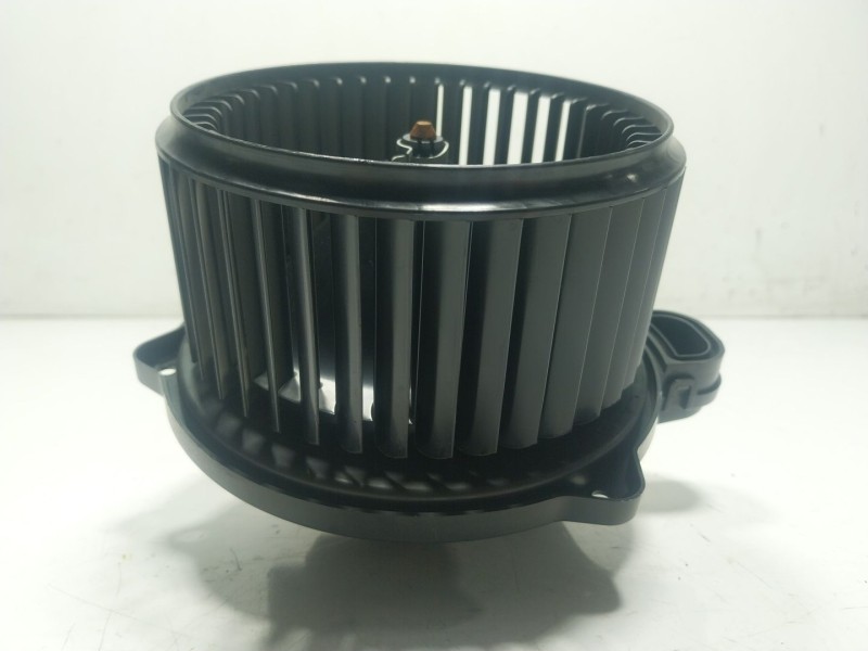 Recambio de motor calefaccion para kia stonic (yb) 1.0 t-gdi referencia OEM IAM 97113H8000 00S3B2570 