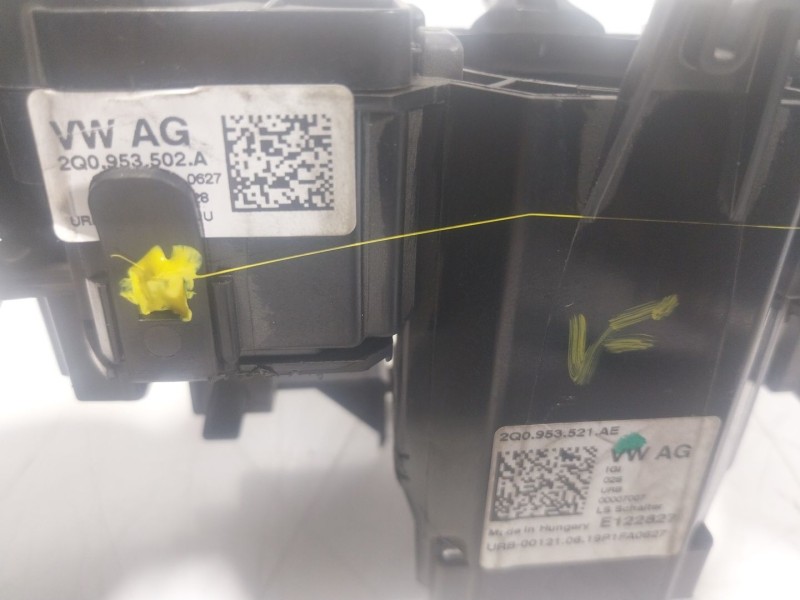 Recambio de mando intermitentes para volkswagen polo vi (aw1, bz1, ae1) 1.0 tsi referencia OEM IAM   