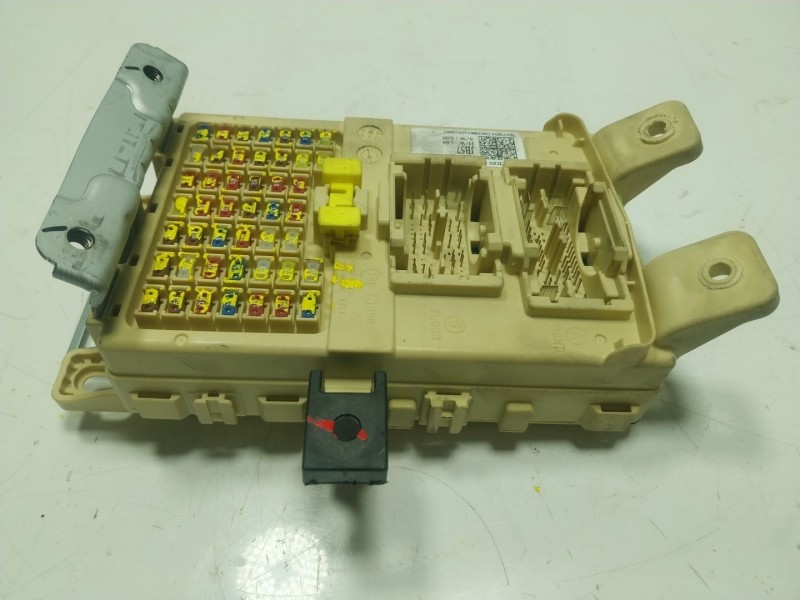 Recambio de caja reles / fusibles para kia stonic (yb) 1.0 t-gdi referencia OEM IAM 91950H8570 91950H8570 