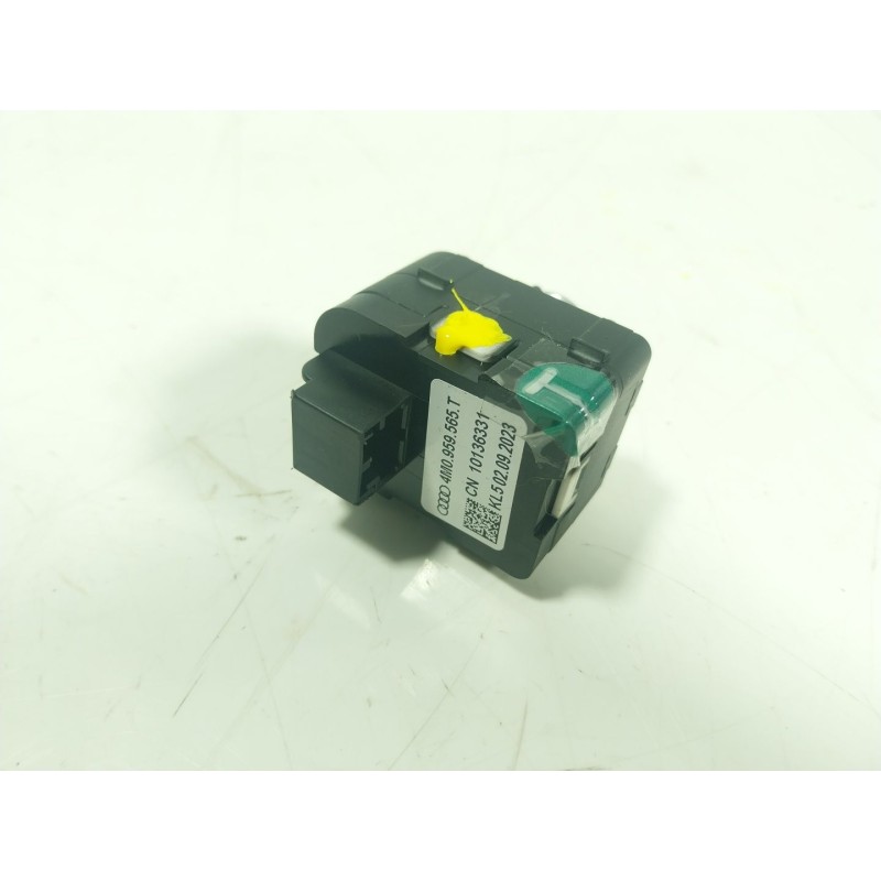 Recambio de mando retrovisor para audi a3 sportback (8ya, 8yf) 35 tfsi referencia OEM IAM  4M0959565T 