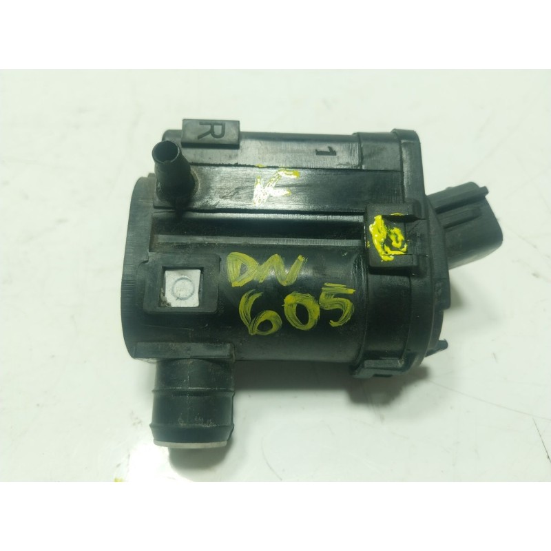 Recambio de bomba limpia para kia stonic (yb) 1.0 t-gdi referencia OEM IAM 985102J500 985102J500 