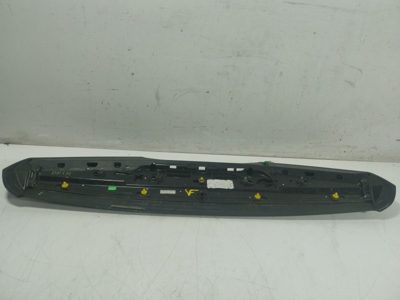 Recambio de aleron trasero para volvo v60 ii (225) b4 mild-hybrid referencia OEM IAM   