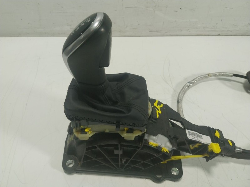 Recambio de palanca cambio para volvo v60 ii (225) b4 mild-hybrid referencia OEM IAM  31437815 