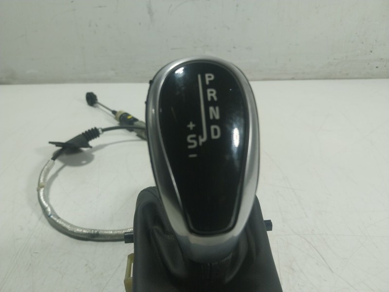 Recambio de palanca cambio para volvo v60 ii (225) b4 mild-hybrid referencia OEM IAM  31437815 