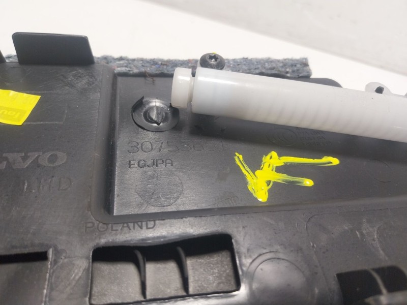 Recambio de guantera para volvo v60 ii (225) b4 mild-hybrid referencia OEM IAM  30755651 