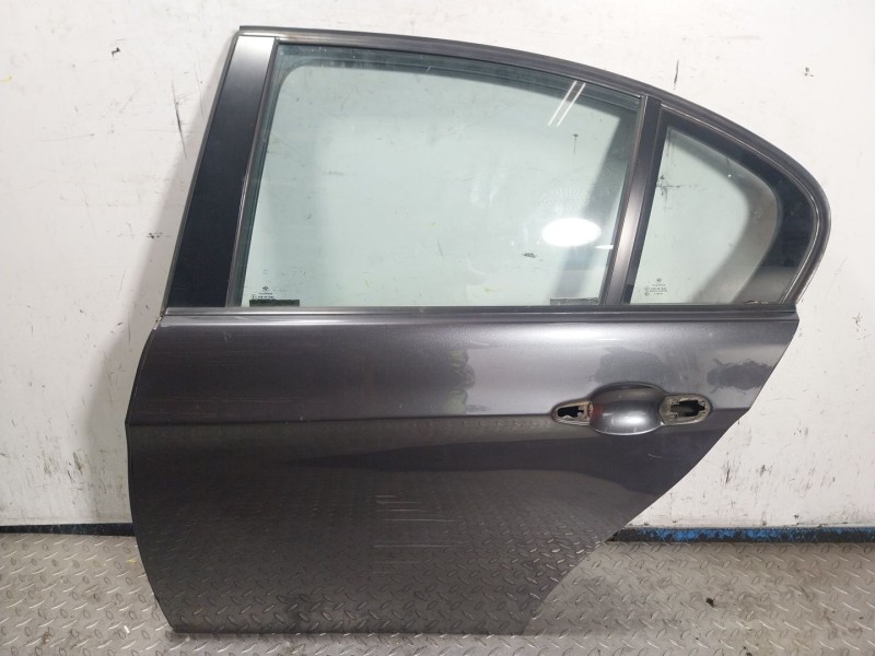 Recambio de puerta trasera izquierda para bmw 3 (e90) 320 d referencia OEM IAM   