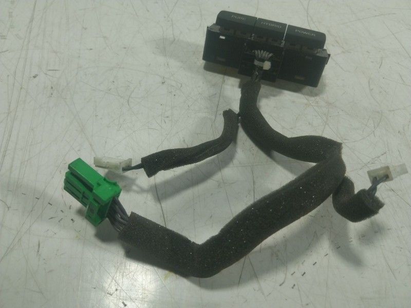 Recambio de modulo electronico para volvo v60 ii (225) b4 mild-hybrid referencia OEM IAM  31343241 