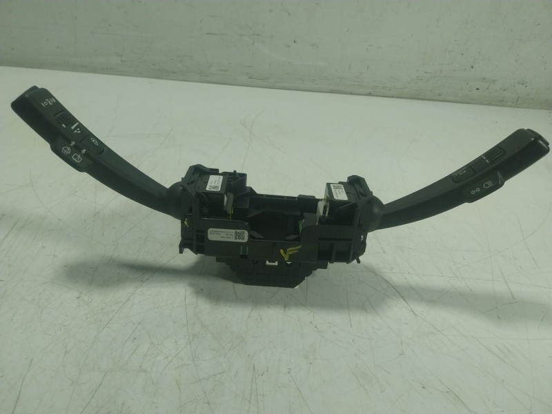 Recambio de mando intermitentes para volvo v60 ii (225) b4 mild-hybrid referencia OEM IAM  31481765 