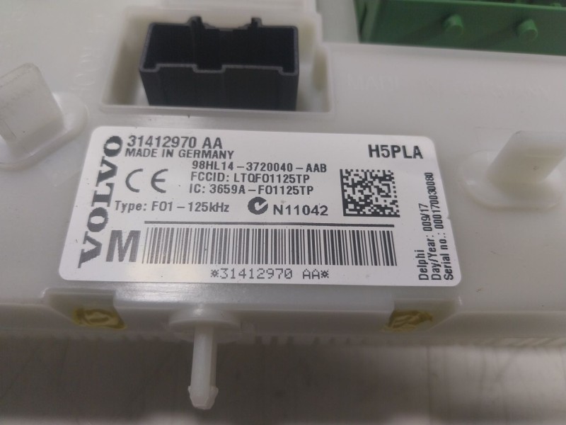 Recambio de caja reles / fusibles para volvo v60 ii (225) b4 mild-hybrid referencia OEM IAM  31412970AA 