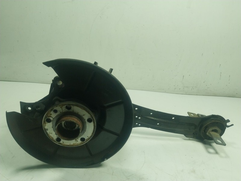 Recambio de mangueta trasera derecha para volvo v60 ii (225) b4 mild-hybrid referencia OEM IAM   