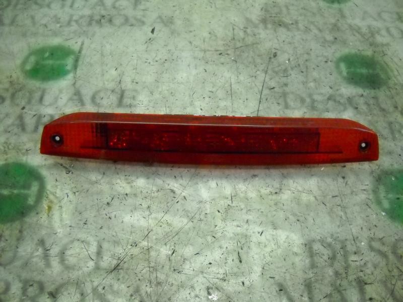 Recambio de piloto trasero central para ford focus berlina (cap) ghia referencia OEM IAM   