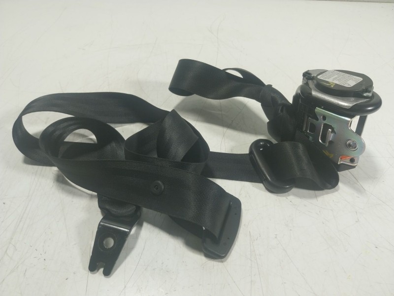 Recambio de cinturon seguridad trasero derecho para volvo v60 ii (225) b4 mild-hybrid referencia OEM IAM  616159000 