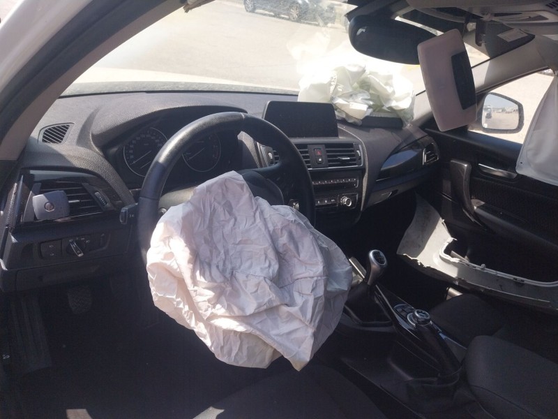 bmw 1 (f20) del año 2016