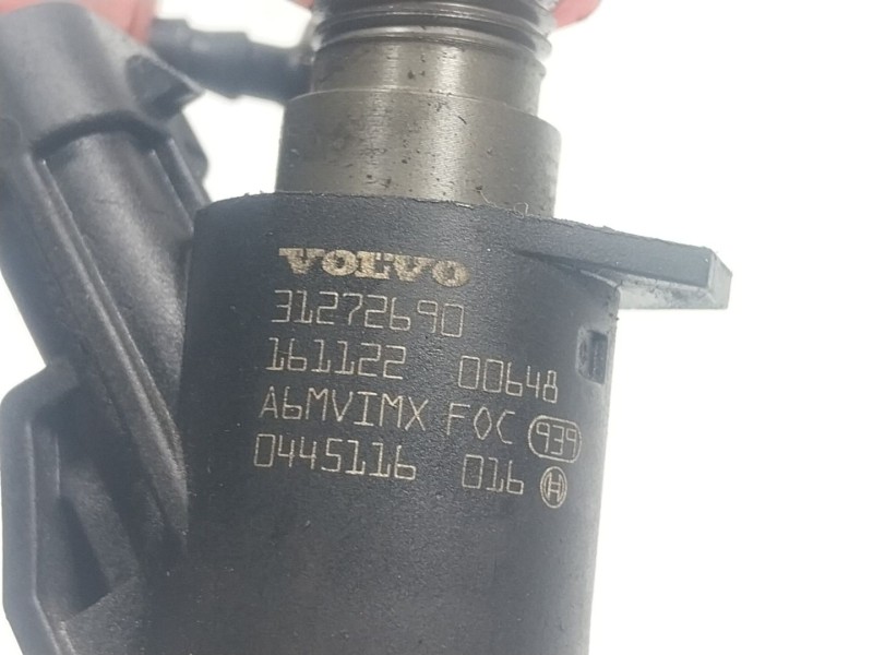 Recambio de inyector para volvo v60 ii (225) b4 mild-hybrid referencia OEM IAM  31272690 