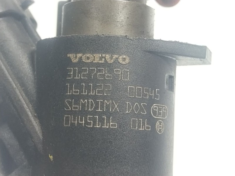 Recambio de inyector para volvo v60 ii (225) b4 mild-hybrid referencia OEM IAM  31272690 