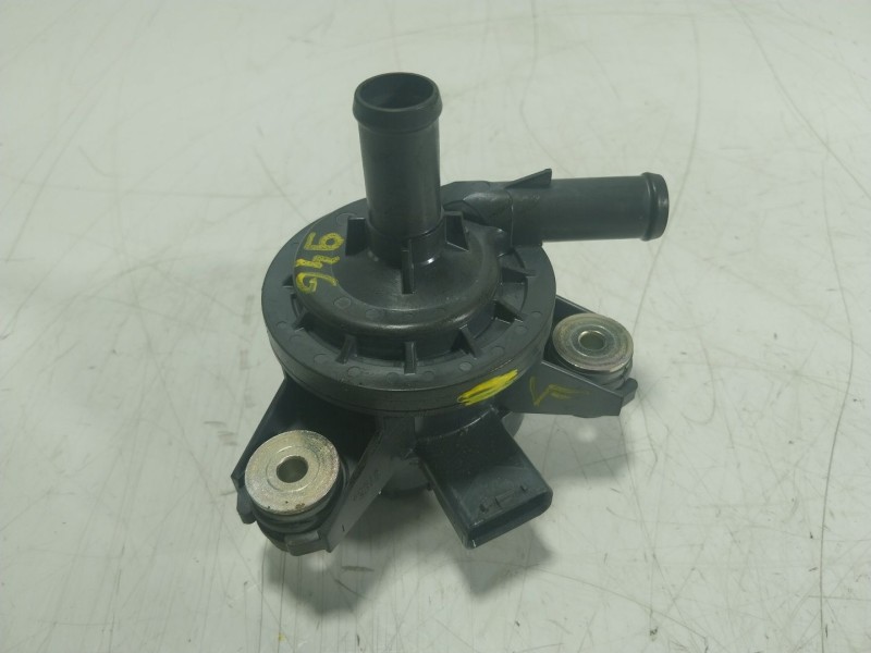 Recambio de bomba agua para volvo v60 ii (225) b4 mild-hybrid referencia OEM IAM  31319023 