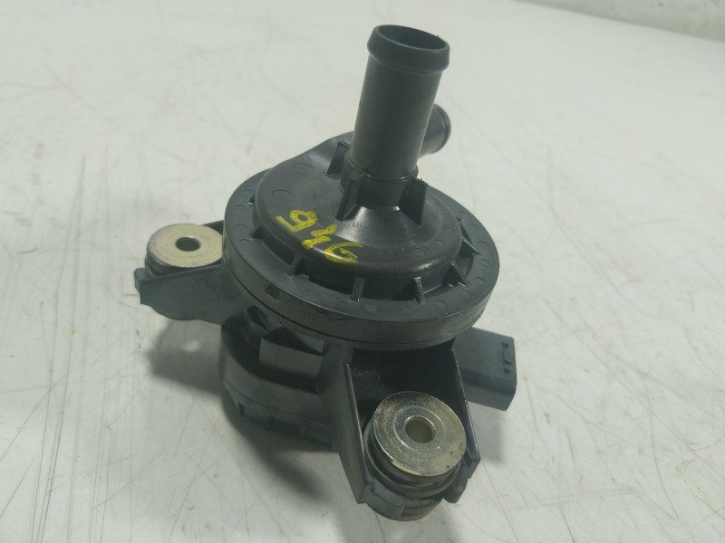 Recambio de bomba agua para volvo v60 ii (225) b4 mild-hybrid referencia OEM IAM  31319023 