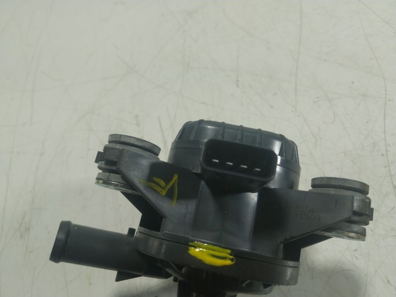 Recambio de bomba agua para volvo v60 ii (225) b4 mild-hybrid referencia OEM IAM  31319023 