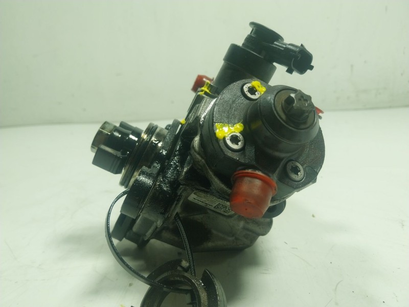 Recambio de bomba inyeccion para volvo v60 ii (225) b4 mild-hybrid referencia OEM IAM  31372081 