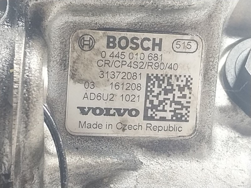 Recambio de bomba inyeccion para volvo v60 ii (225) b4 mild-hybrid referencia OEM IAM  31372081 