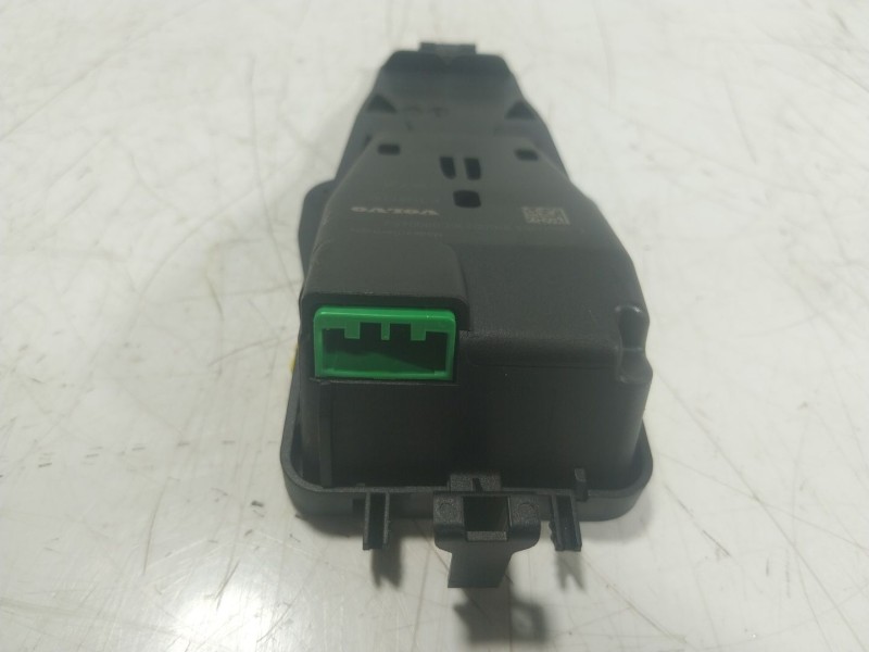 Recambio de modulo electronico para volvo v60 ii (225) b4 mild-hybrid referencia OEM IAM  31387310 