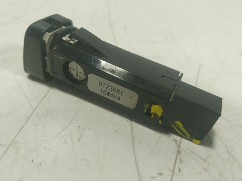 Recambio de warning para volvo v60 ii (225) b4 mild-hybrid referencia OEM IAM  9123681 