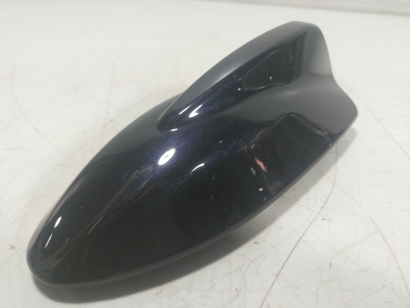 Recambio de antena para volvo v60 ii (225) b4 mild-hybrid referencia OEM IAM  31667592 