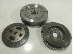 Recambio de kit embrague para volkswagen golf viii (cd1, da1) 1.5 tsi referencia OEM IAM 04E141016B 04E141026F 05E105266B 2