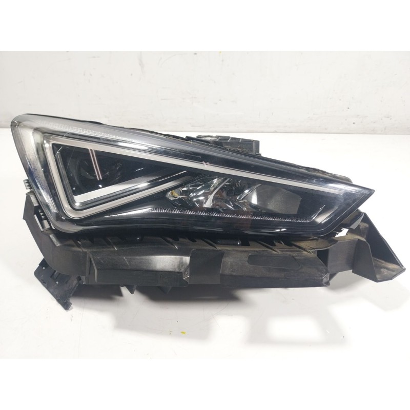 Recambio de faro derecho para cupra leon sportstourer (kl8) 1.4 tsi phev referencia OEM IAM  5FB941008G 