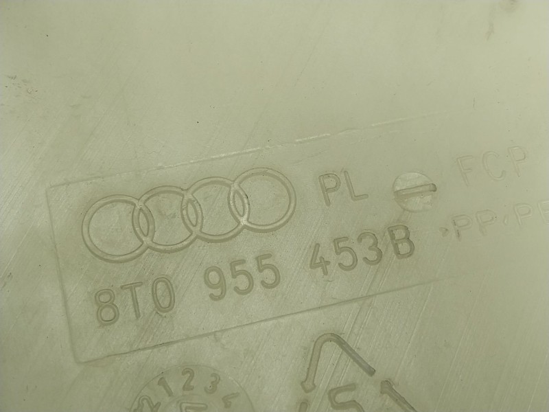 Recambio de deposito limpia para audi a4 b8 (8k2) 2.0 tdi referencia OEM IAM  8T0955453B 
