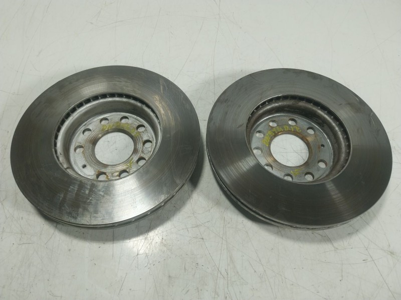 Recambio de disco freno delantero para volkswagen golf viii (cd1, da1) 1.5 tsi referencia OEM IAM 5Q0615301H  