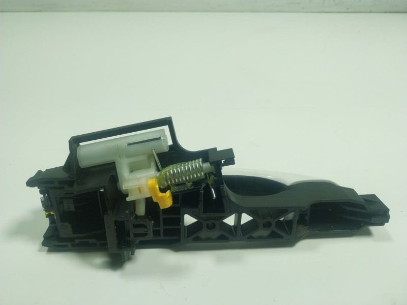 Recambio de maneta exterior trasera izquierda para hyundai bayon (bc3) 1.0 t-gdi referencia OEM IAM   