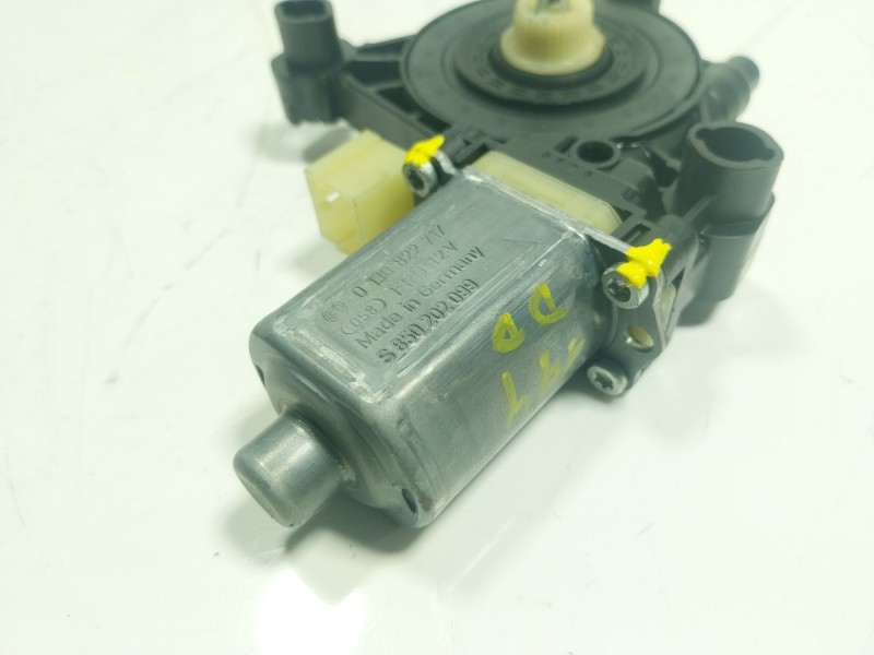 Recambio de motor elevalunas delantero derecho para audi a3 sportback (8va, 8vf) 1.4 tfsi referencia OEM IAM  5Q0959801B 