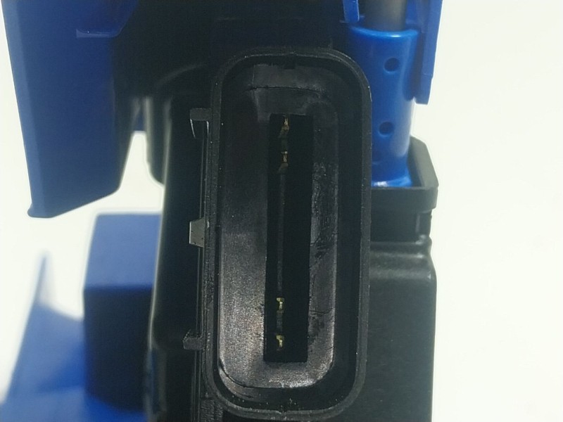 Recambio de cerradura puerta delantera derecha para hyundai bayon (bc3) 1.0 t-gdi referencia OEM IAM  81320Q0010 