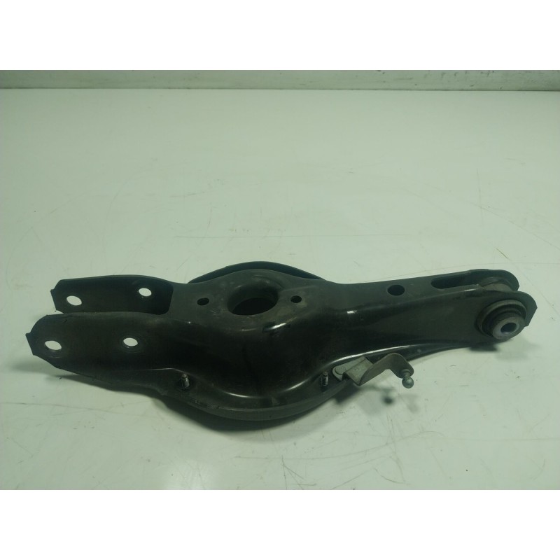 Recambio de brazo suspension inferior trasero izquierdo para bmw 3 (f30, f80) 320 d referencia OEM IAM   
