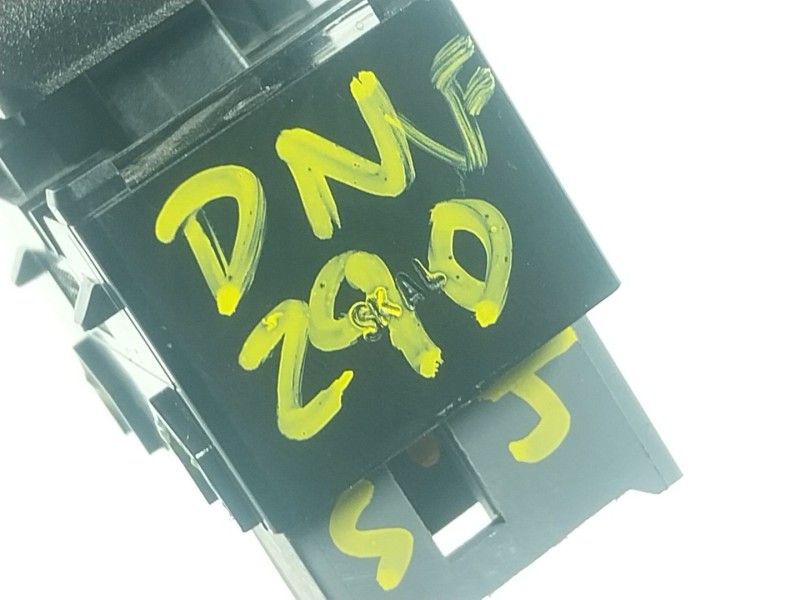 Recambio de mando elevalunas trasero izquierdo para hyundai bayon (bc3) 1.0 t-gdi referencia OEM IAM  93581Q0000 