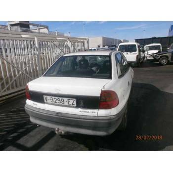 OPEL ASTRA F BERLINA