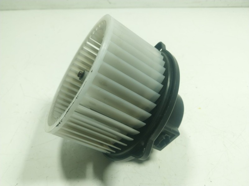 Recambio de motor calefaccion para kia xceed (cd) 1.0 t-gdi referencia OEM IAM 97113J7000  