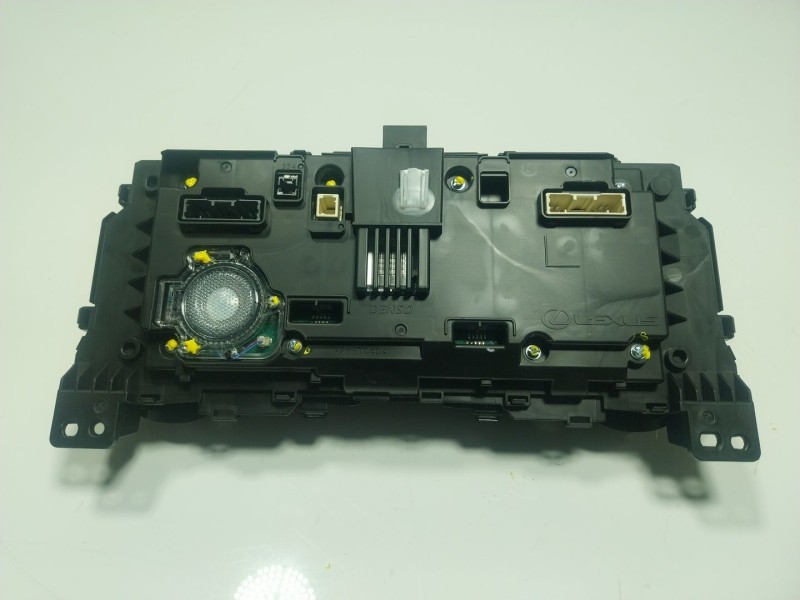 Recambio de cuadro instrumentos para lexus lbx hybrid 1.5 vvti hybrid (mayh10l) referencia OEM IAM  838005D550 