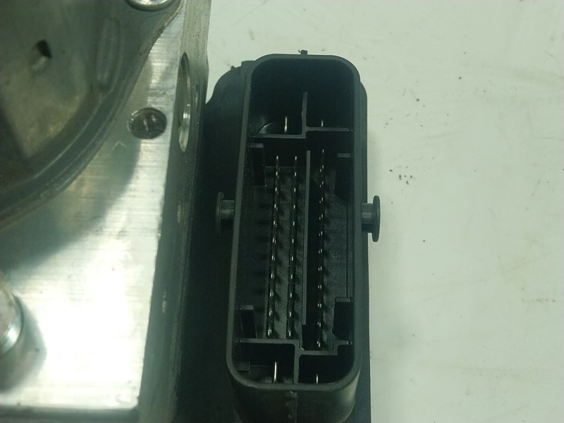 Recambio de abs para nissan qashqai ii suv (j11, j11_) 1.5 dci referencia OEM IAM 47660HV66B 47660HV65B 