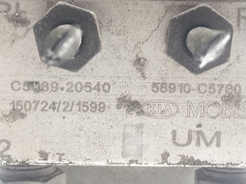 Recambio de abs para kia sorento iii (um) 2.2 crdi 4wd referencia OEM IAM  58910C5780 
