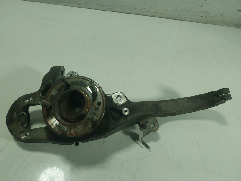 Recambio de mangueta delantera derecha para jaguar xf ii (x260) 2.0 d referencia OEM IAM  GX633K185BA 