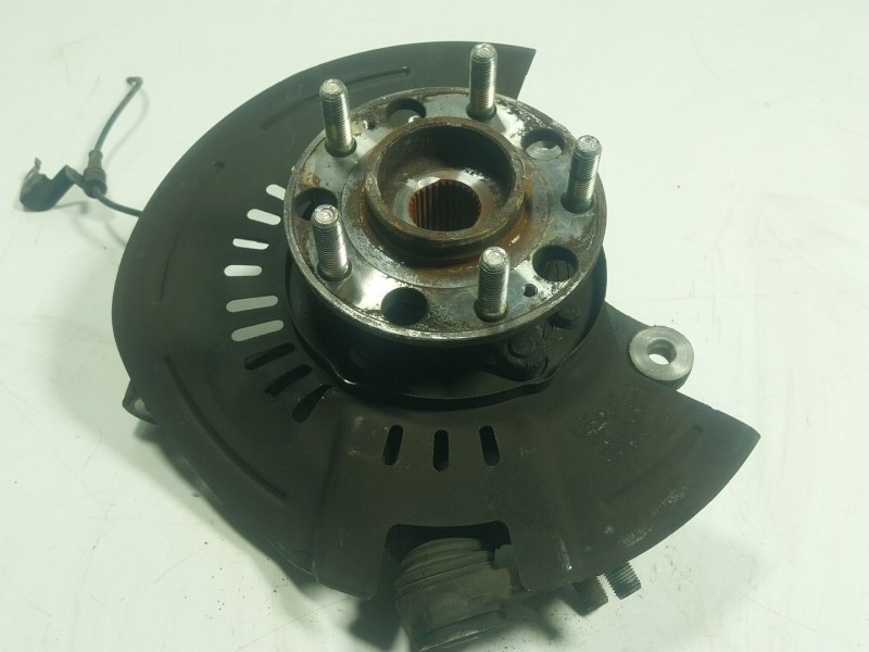 Recambio de mangueta delantera izquierda para kia sorento iii (um) 2.2 crdi 4wd referencia OEM IAM   