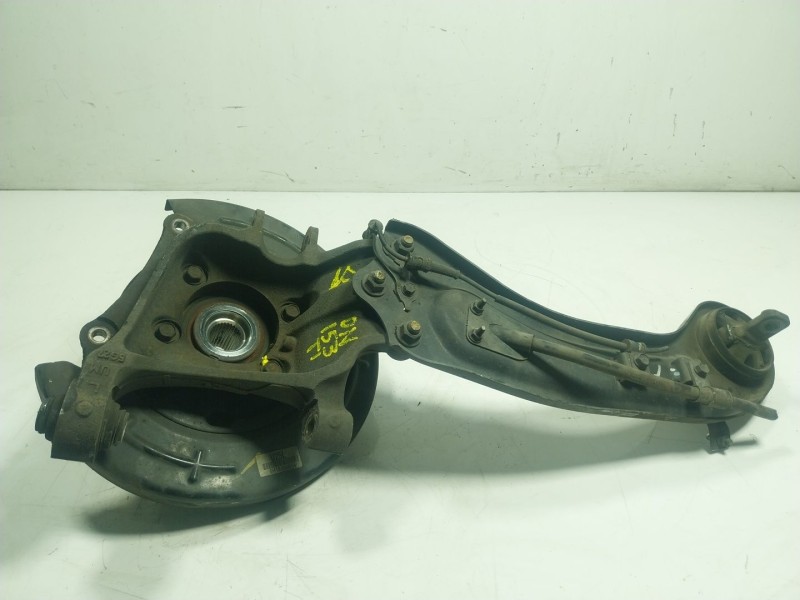 Recambio de mangueta trasera izquierda para kia sorento iii (um) 2.2 crdi 4wd referencia OEM IAM   