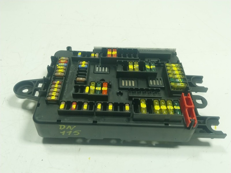 Recambio de caja reles / fusibles para bmw 3 (f30, f80) 320 d referencia OEM IAM 61149259466 933788001 