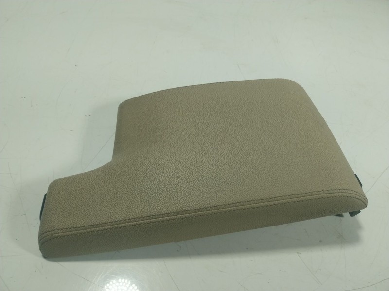 Recambio de apoyabrazos central para jaguar xf ii (x260) 2.0 d referencia OEM IAM   