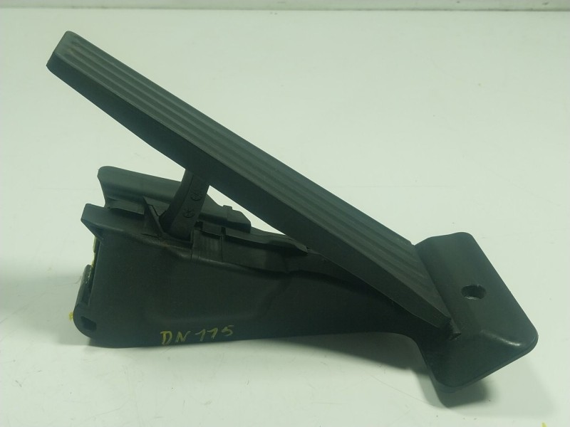 Recambio de potenciometro pedal para bmw 3 (f30, f80) 320 d referencia OEM IAM 35406889818 6853175 