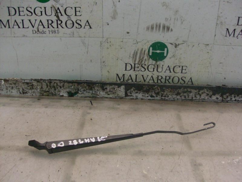 Recambio de brazo limpia delantero derecho para citroën xsara berlina 2.0 hdi exclusive (80kw) referencia OEM IAM   